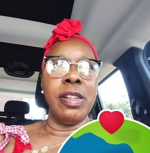 Meet your Posher, Roberta